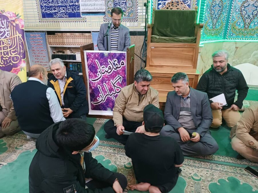 شهرری | برپایی میز خدمت به مناسبت ایام الله دهه فجر شهرری | برپایی میز خدمت به مناسبت ایام الله دهه فجر