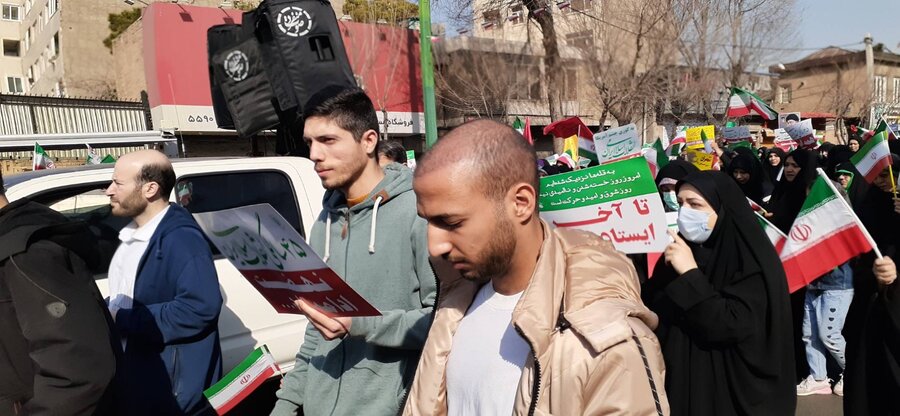 شهرری | گزارش تصویری | شرکت در راهپیمایی ۲۲ بهمن