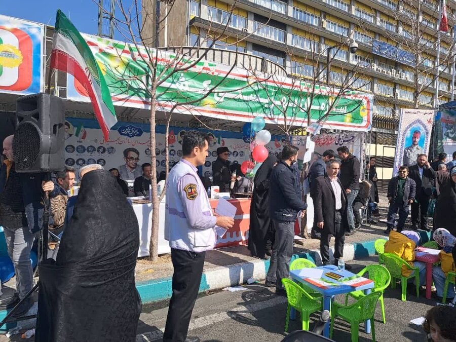 شهرری | گزارش تصویری | شرکت در راهپیمایی ۲۲ بهمن