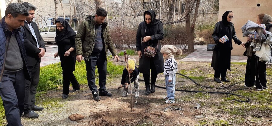 شهرری | کاشت نهال به مناسبت هفته منابع طبیعی