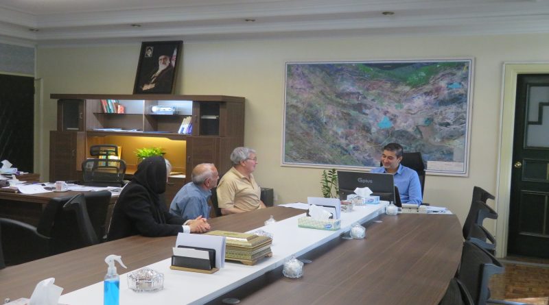 جلسه ملاقات مردمی مدیرعامل شرکت آب منطقه ای تهران برگزار شد