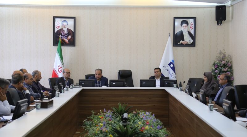 ضرورت استفاده از ظرفیت های قانونی و تنوع بخشی منابع تامین اعتبارات مورد نیاز طرح ها