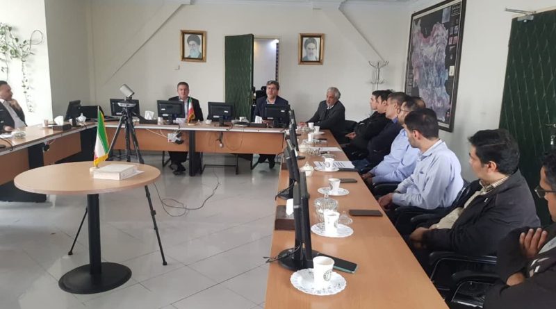 نشستی با مدیران و کارشناسان دفتر بهره برداری و نگهداری از تاسیسات آبی و برقابی  برگزار شد
