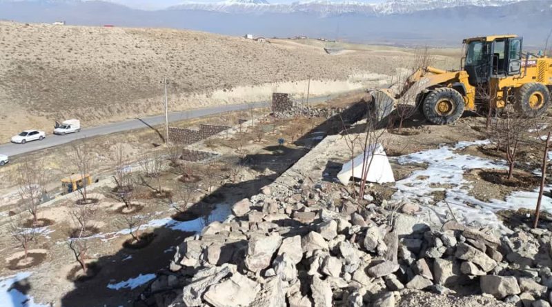 رفع تصرف 2 هزار متر مربع از اراضی حریم و بستر مسیل روستای هاشمک سفیدکمر