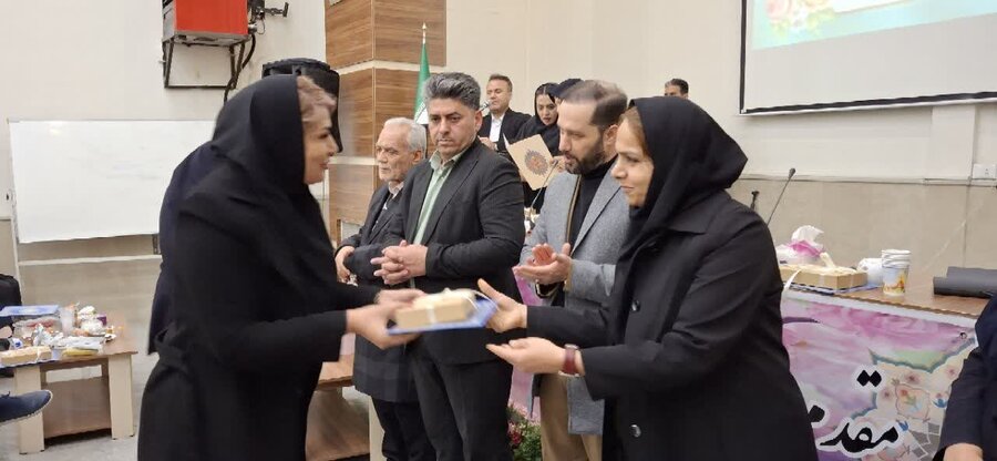 شهرری | آیین تجلیل از مددکاران اجتماعی شهرری | آیین تجلیل از مددکاران اجتماعی