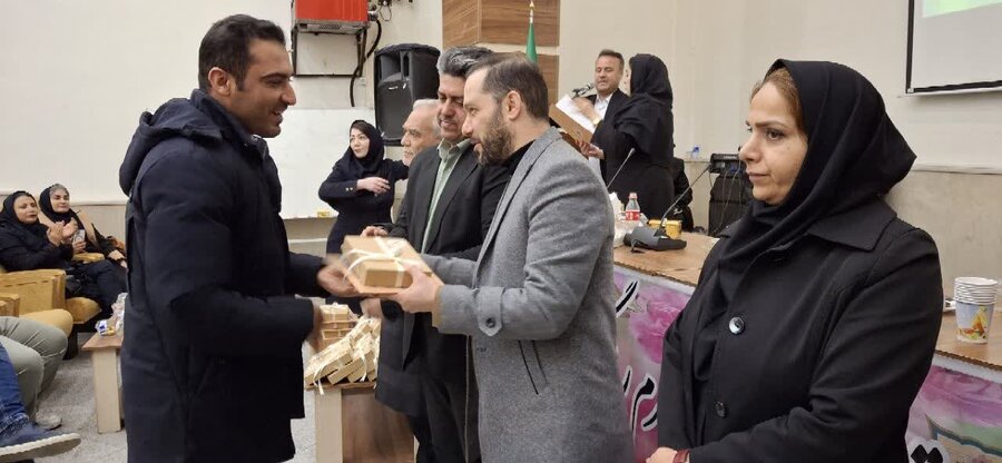 شهرری | آیین تجلیل از مددکاران اجتماعی شهرری | آیین تجلیل از مددکاران اجتماعی