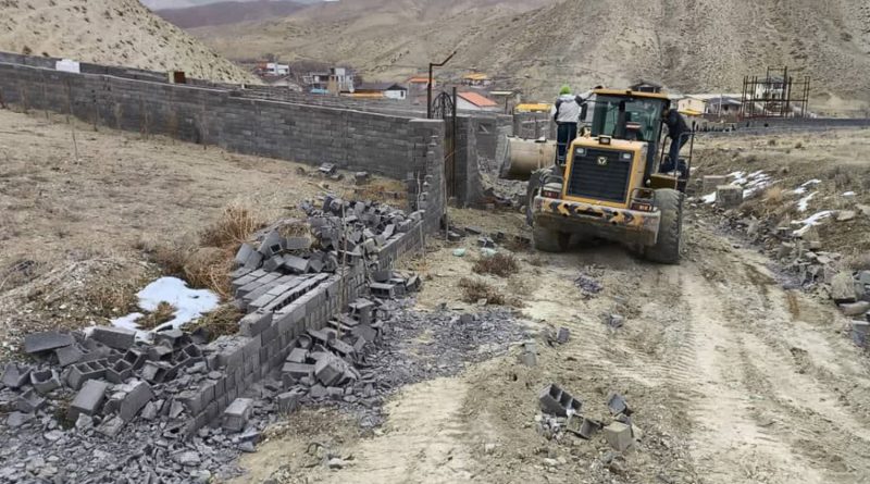 رفع تصرف 3  هزار متر مربع از اراضی حریم و بستر مسیل اوچونک