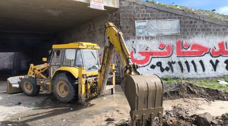 عملیات بازگشایی مسیر رودخانه های سربندان و جابانن توسط امور منابع آب دماوند