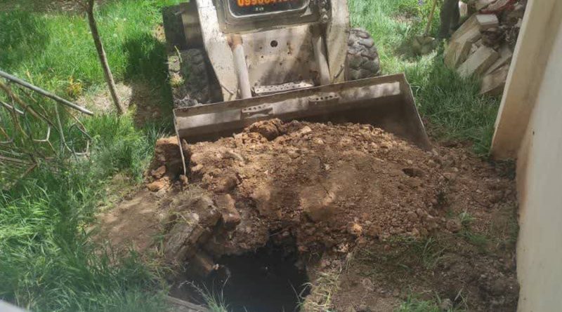 انسداد 10 حلقه چاه غیر مجاز توسط امور منابع آب دماوند