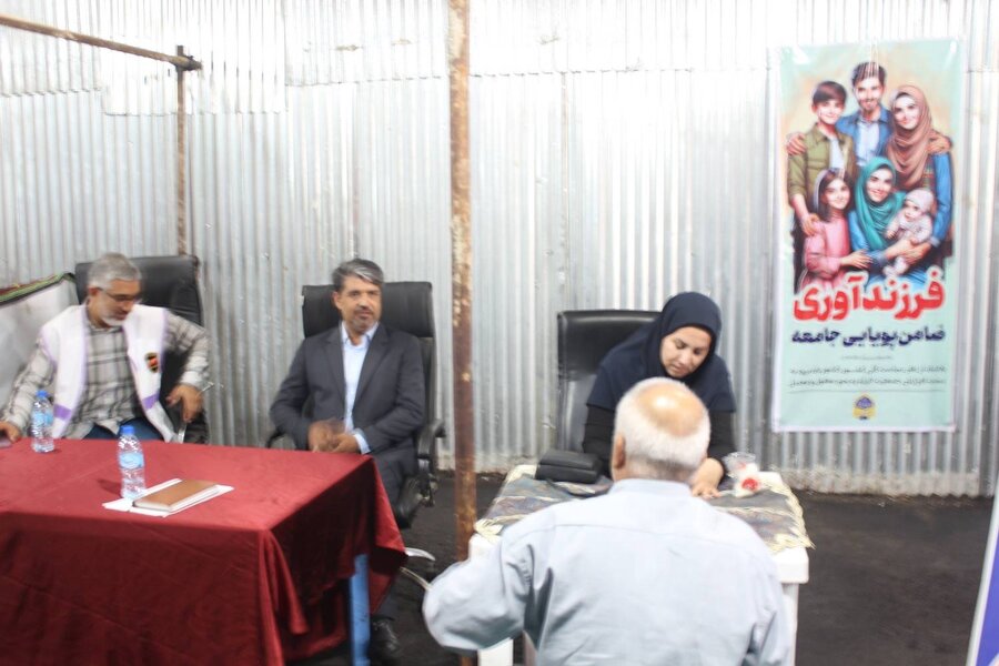 شهرری |سخنرانی قبل از خطبه  نماز جمعه و برپایی نمایشگاه در بخش کهریزک