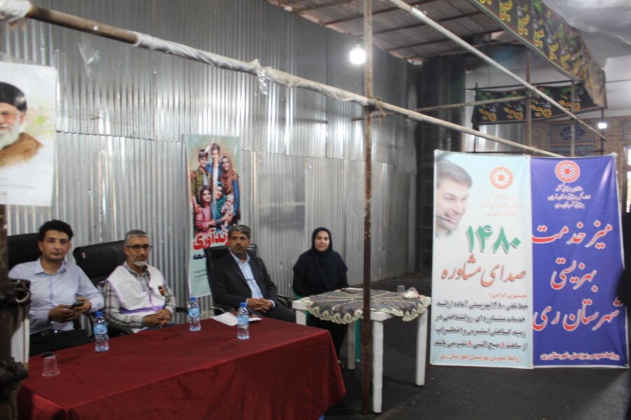 شهرری |سخنرانی قبل از خطبه  نماز جمعه و برپایی نمایشگاه در بخش کهریزک